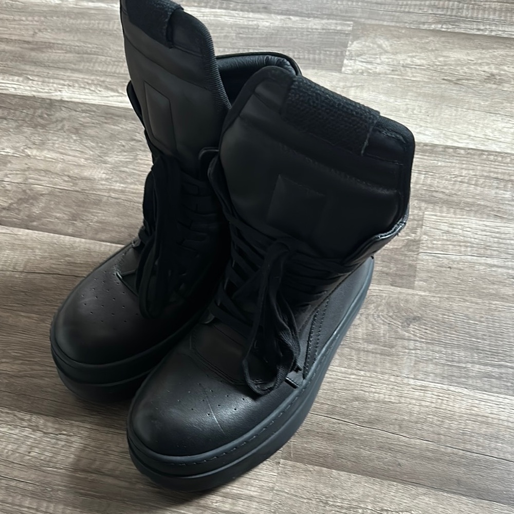 RICK OWENS
Black Hollywood Mega Geobasket Sneakers Men's Shoes